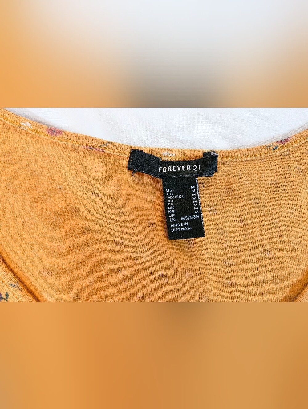Forever 21 Juniors Mustard Yellow Floral V-neck Short Sleeve Cropped Top Size M - Picture 5 of 12